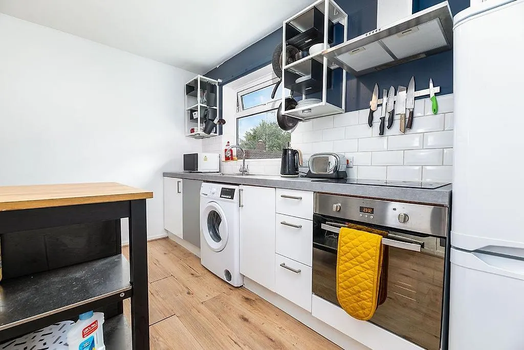 Cozy 3-Bedroom Flat Opposite Forest Recreation Ground Nottingham United Kingdom