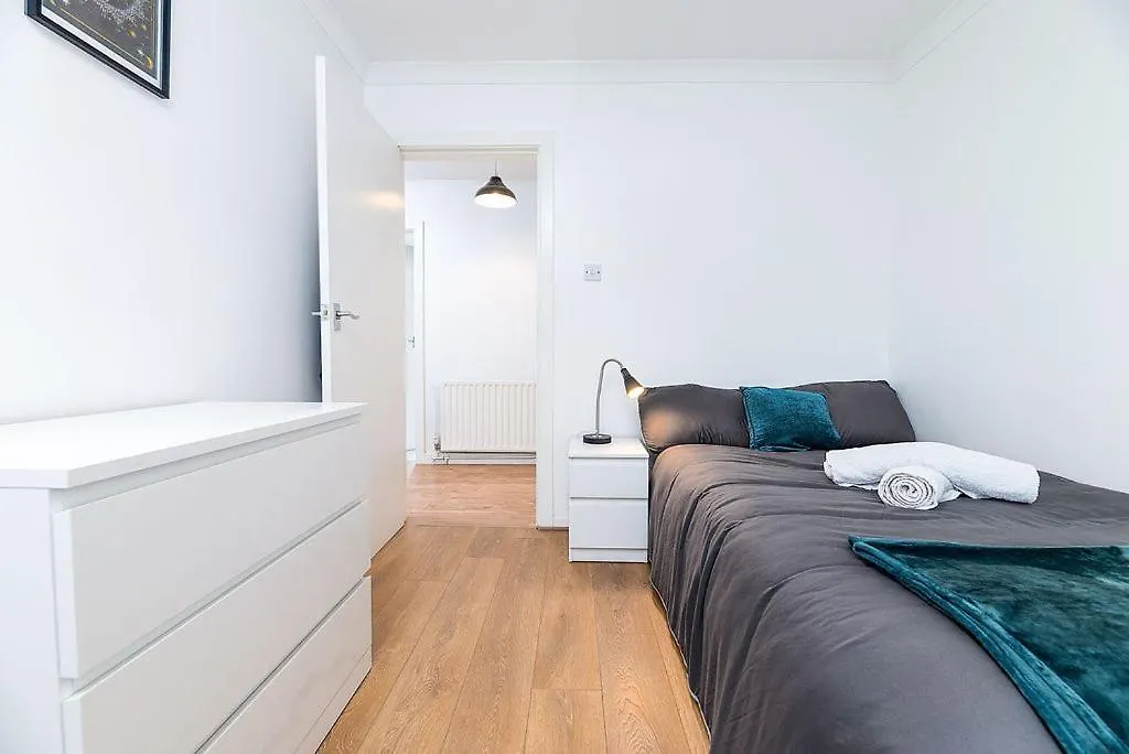 Apartment Cozy 3-Bedroom Flat Opposite Forest Recreation Ground Nottingham