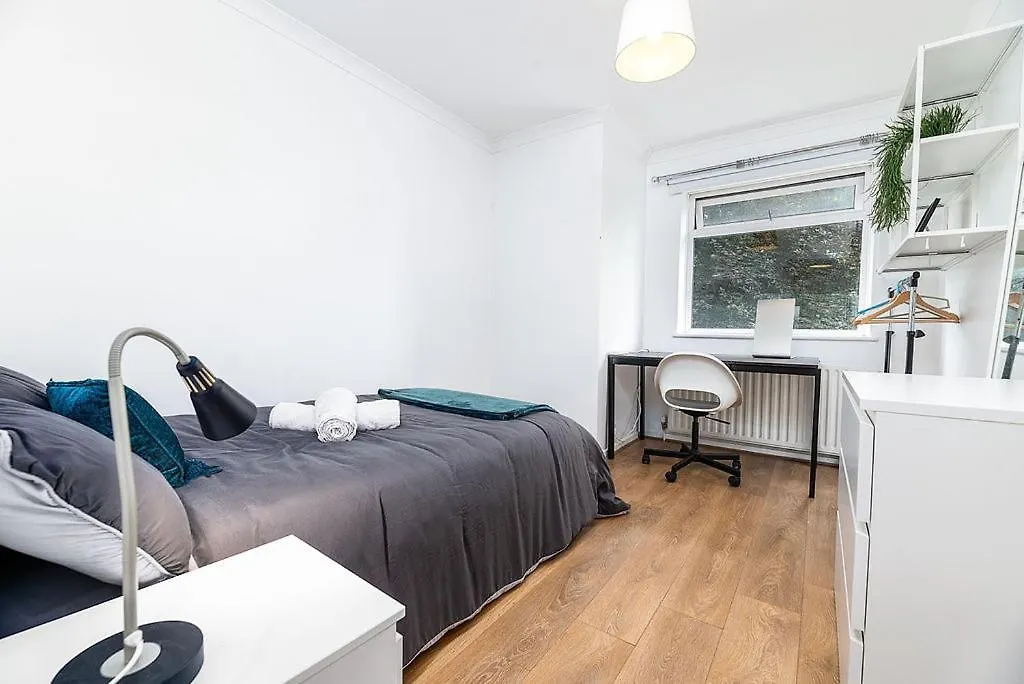 Cozy 3-Bedroom Flat Opposite Forest Recreation Ground Nottingham